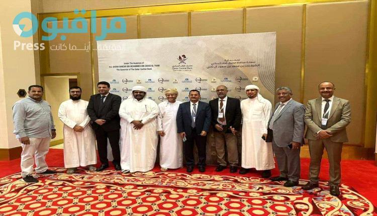 في سابقة تاريخية.. بن مبارك يستجدي البنوك لدعم حكومته في توجهه لخصخصة قطاع الخدمات والموارد والمشاريع