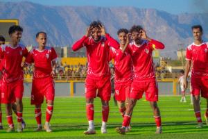 سباق الصدارة يحتدم في دوري الدرجة الثانية بتجمعات الحديدة وتعز ولودر