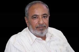 قاسم عمر… عملاق المسرح اليمني يفقد بصره، ويبقى نوره في ذاكرة الفن