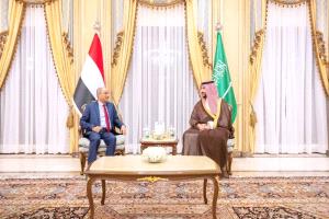 رئيس الوزراء بن بريك يؤكد بأن دعم السعودية حال دون الوصول إلى حالة الانهيار التام في اليمن