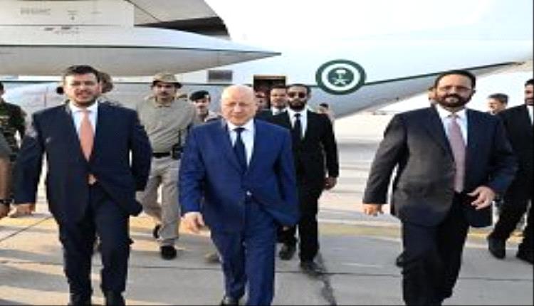 رئيس وأعضاء مجلس الرئاسة يصلون عدن لمتابعة الإصلاحات الاقتصادية للبلد