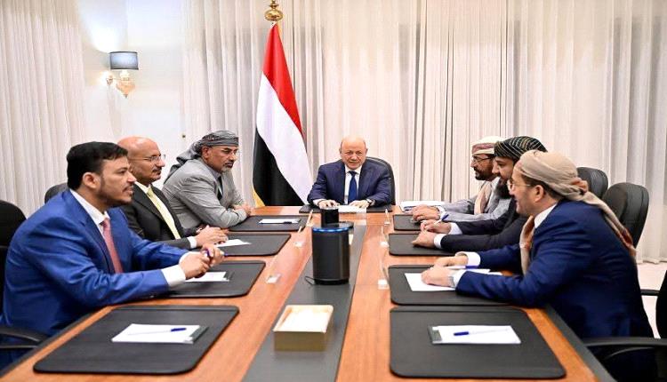 مجلس القيادة الرئاسي يناقش قرارات تطبيع الاوضاع بحضرموت