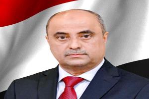 حكومة بن بريك: عودة الموارد مفتاح الحل لكل الأزمات