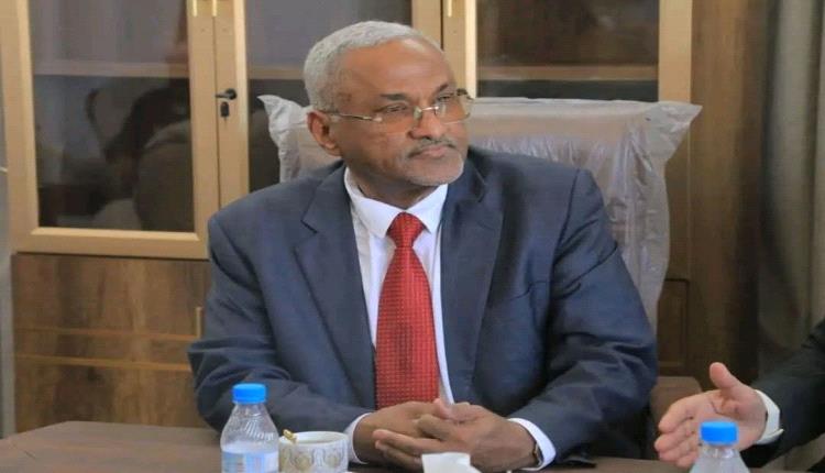 وزير الإدارة المحلية يعلن موعد عقد مؤتمر وطني لمعالجة العلاقة المختلة بين المركز والمحليات