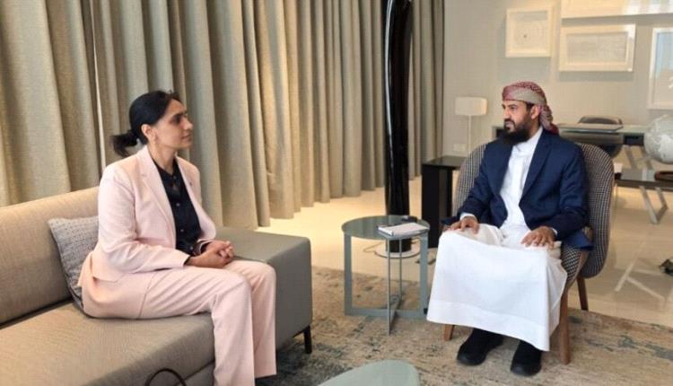 عضو جنوبي بمجلس القيادة الرئاسي يؤكد بأن السلام مع الحوثيين "خيار قائم"