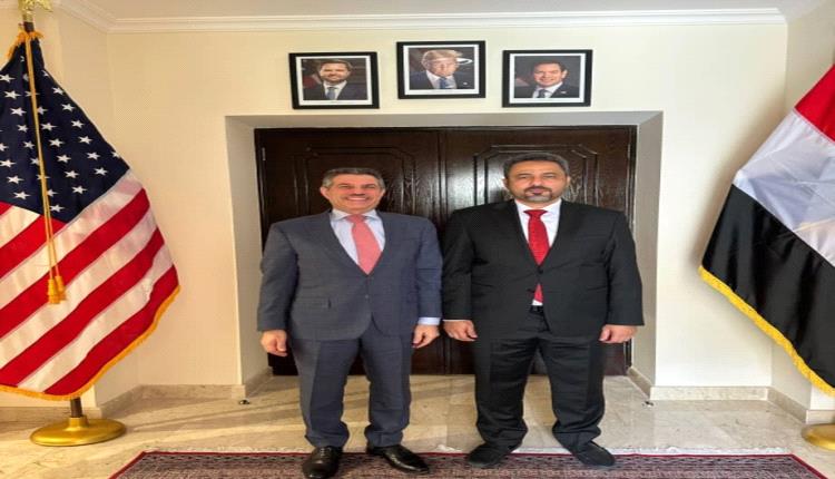 محافظ لحج يلتقي السفير الأمريكي لمناقشة سبل التعافي في المحافظة ودعم مسار السلام والحوار الجنوبي