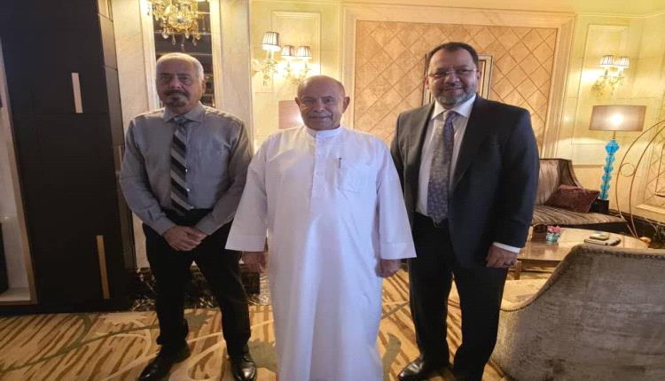 محافظ حضرموت يناقش أبرز تحديات الكهرباء بالرياض