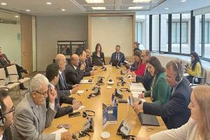 هذا أبرز ماجاء في لقاء وزير المالية ومحافظ البنك المركزي اليمني مع صندوق النقد الدولي بواشنطن(صورة)