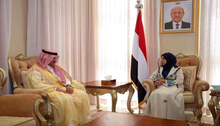 كيف نجح العليمي في الاستعانة بالسفير السعودي لتمرير تعيين الزوبة وزيرة للخارجية!؟