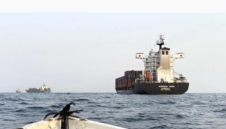 مصر تنفي ارتباط سفينة 