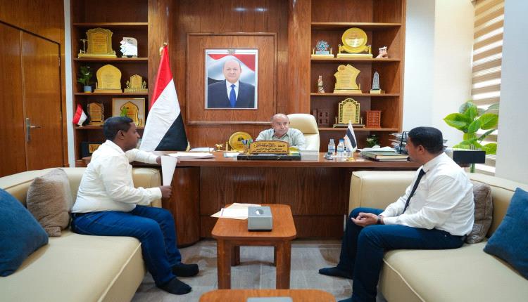 الخنبشي يوجه بمتابعة موازنة هيئة مستشفى سيئون وصرف مستحقات منتسبيها