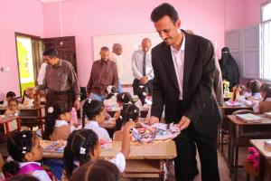 وكيل حضرموت الجيلاني يهنئ ببدء العام الدراسي الجديد ويؤكد دعم السلطة المحلية لاستقرار التعليم