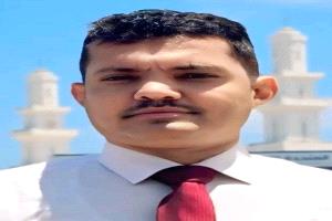 الداعري يفتح النار على وزارة الأشغال: "أزمة داخل مؤسسة الطرق تهدد شرايين الحياة في اليمن"