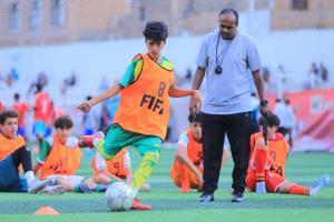 اليمن يستعد لأول مشاركة في مهرجان كأس العالم تحت 15 عاماً بأذربيجان