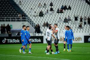 الشباب السعودي يمطر شباك تضامن حضرموت بـ 13 هدفاً في الرياض