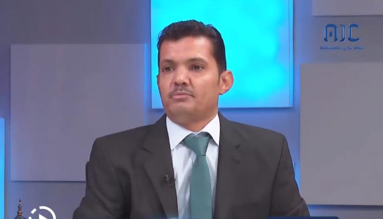 الداعري يكشف عن لعبة جديدة لدى الصرافين الرافضين لشراء العملات الأجنبية ويتوعدهم بعقوبات