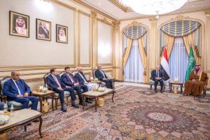 رئيس الحكومة يعلن موقفه من الدعم السعودي الجديد وأهميته