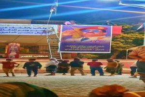 الصحفي الداعري:لا حوار ولا نقاش إلا بعد معرفة مصير وزير الدفاع الفريق الداعري ونجله ويحمل العليمي كامل المسؤلية عن حياته