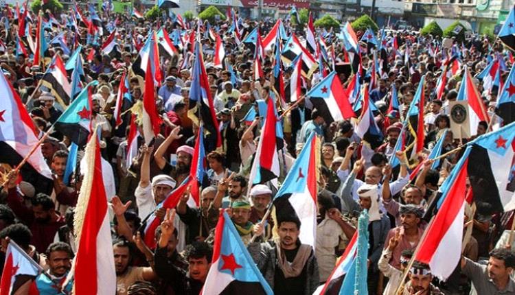 الانتقالي يتهم القوات الحكومية بحضرموت بإطلاق الرصاص الحي على المتظاهرين بالمكلا