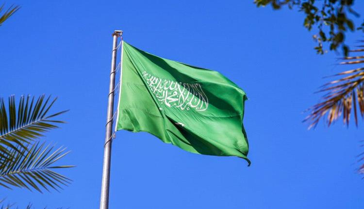 إيران تستأنف ضرباتها الصاروخية على القواعد الأمريكية بالسعودية