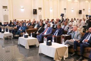 مؤتمر الشراكة والتكامل بين الحكومة والسلطات المحلية بعدن يختتم أعماله بتوصيات هامة (أبرزها)