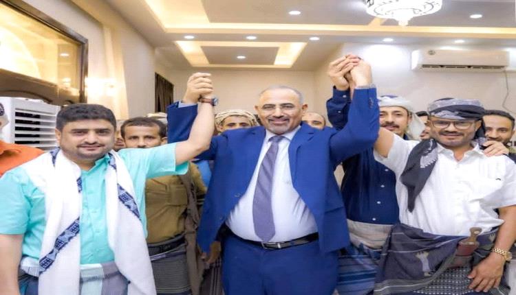 من تهنئة اللواء الزبيدي رئيس المجلس الانتقالي الجنوبي للشعب الجنوبي بعيد الفطر المبارك