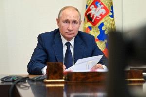 الرئيس الروسي بوتين يهنئ المسلمين في جميع أنحاء العالم بعيد الفطر المبارك