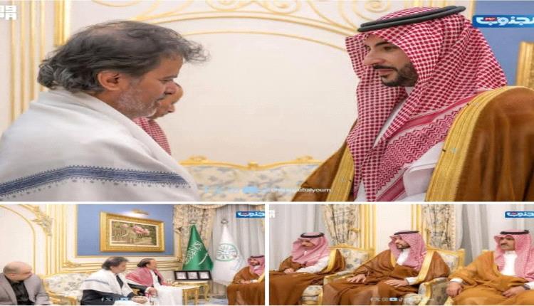 وزيري الدفاع والخارجية السعودية يقدمان تعازي الملك سلمان وولي عهده بوفاة الرئيس هادي
