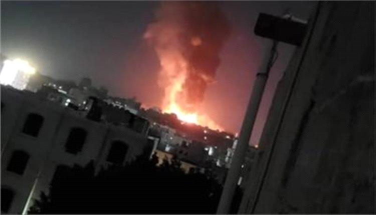 انفجارات عنيفة تهز صنعاء وغارات جوية تستهدف مواقع حوثية وسط اليمن