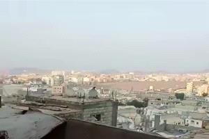 هجوم حوثي على مطاري عدن والريان مع احتدام المواجهات بتعز