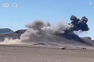 القوات الحكومية تعلن تصديها لهجوم الحوثيين وسط غارات جوية على شمال مطار ذوباب
