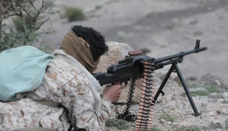 تصعيد واسع في اليمن.. مواجهات وغارات ونزوح يتجاوز 134 ألفاً