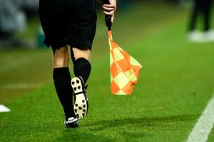 التحكيم اليمني يغيب عن بطولة كأس الخليج القادمة