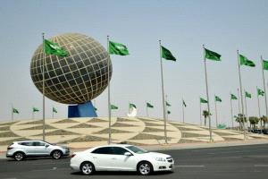 صفارات الإنذار المبكر تهز ثلاث مناطق سعودية