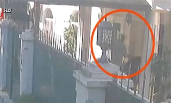 قناة تركية تبث مقطعا مسجلا يظهر رجال يحملون حقائب"لنقل رفات خاشقجي"