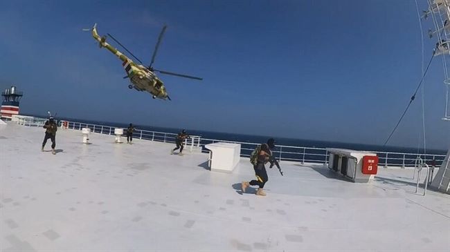 هكذا يرى خبراء روس عواقب الضربات الأمريكية على اليمن