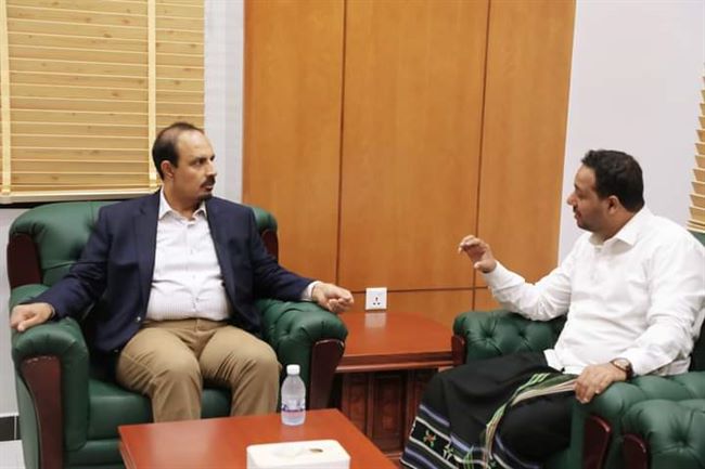 الوزير العكبري يبحث مع بن ماضي أوضاع قطاع التربية والتعليم بحضرموت