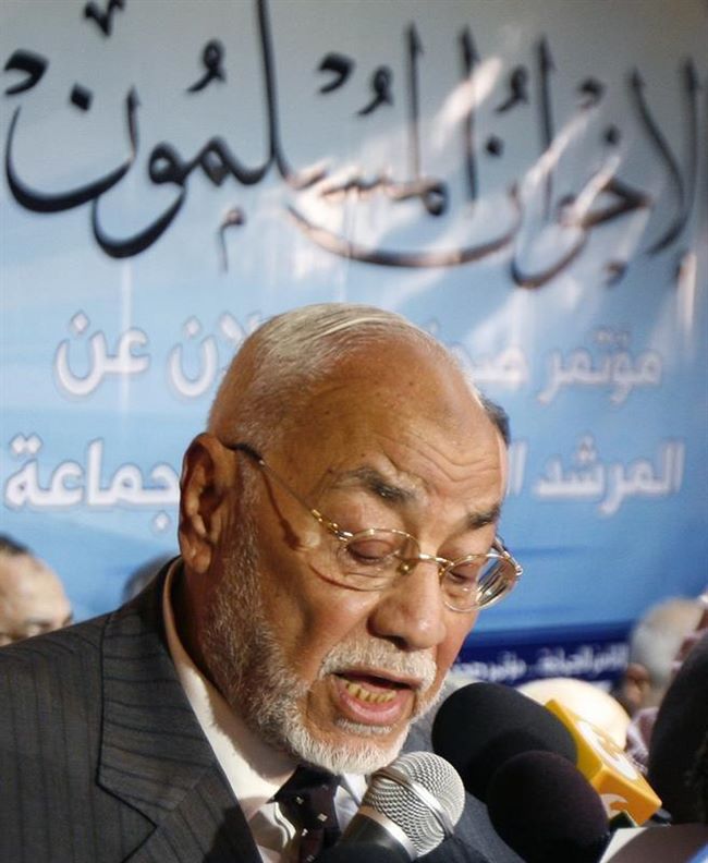وفاة المرشد العام السابق لجماعة الإخوان المسلمين محمد مهدي عاكف