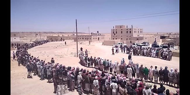بن حبريش يتوعد قبائل مأرب بتداعيات جمة مالم يفرج عن ضابط حضرمي