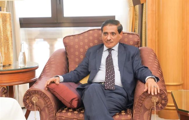 اللواء البحسني يناقش مع وكيلي حضرموت سبل تعزيز مستوى الخدمات للمواطنين 