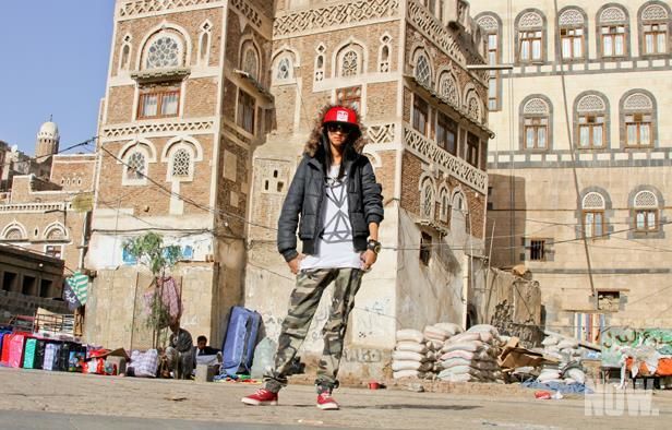 صور لأول فتاة يمنيّة تغنّي الراب