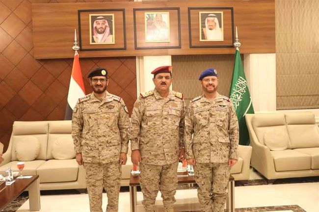 بالصور ..هكذا استقبلت الأركان السعودية وزير دفاع اليمن الفريق الداعري وأبرز ماتم نقاشه عسكريا 